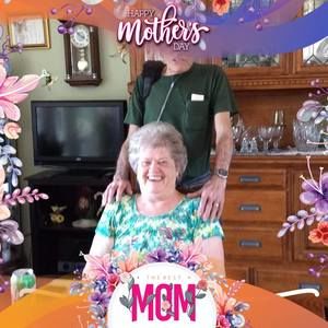 Meet your Posher, Connie